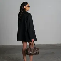 ג׳קט מיליה- שחור