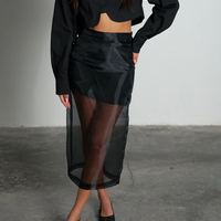 חולצת סטריפ - שחור