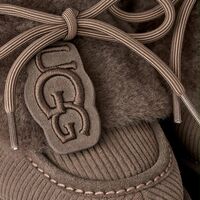 Disquette heritage -אפור חאקי - UGG