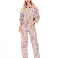 ג׳קט מנומר עם צווארון לאקה