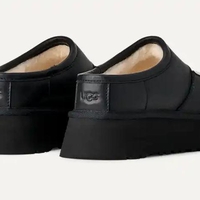Ugg מרי גין שחור עור