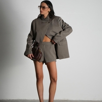 חליפת טארה - חום