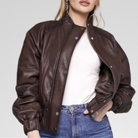 מעיל עור משומן כיווצים