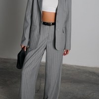 חליפת ארקאי- אפור בהיר