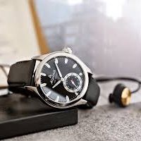 Horological Smartwatch AL-285BS5AQ6