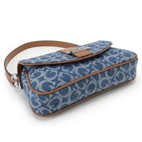 תיק Guess