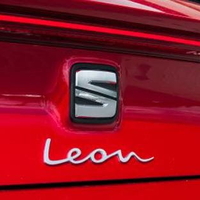 כיתוב LEON מחובר ללאון דור 4