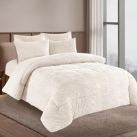 -                                                                                                                                                  דגם סט מצעים חורפי עם שמיכת חורף 8 קילו- לבן קרם