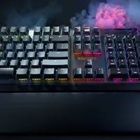 ‏מקלדת גיימינג Roccat Pyro