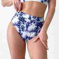 Shorts NIKA tie-dye