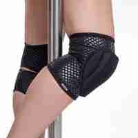 Grippy knee pads – Sleek Black