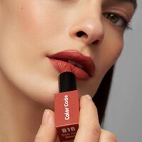 COLOR CODE  קולור קוד שפתונים מועשרים בחומצה היאלורונית