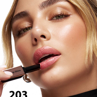 Lip Shine שפתון לחות בגוון חצי שקוף
