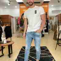 T_shirt voltaj