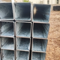 פנייה לשירות לקוחות לקבלת מידע אודות מוצרים בחנות
