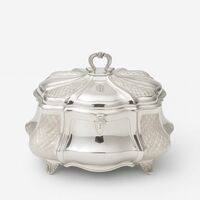 Oval pure silver Etrog box