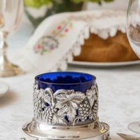 Pure silver grapevine salt shaker