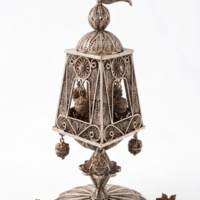 קופסאת בשמים 