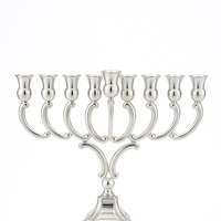חנוכיה בעיצוב מסורתי מרשים מכסף טהור 925 עבודת יד תוצרת הארץ