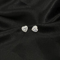 925 Sterling silver studded heart earrings studded with zircons