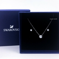 Solitaire set - Swarovski necklace and earrings