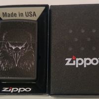 ZIPPO מבט נשר שחור