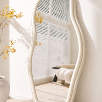 מראה גוף אורגנית מעוצבת דגם 7814 – מסגרת שמנת