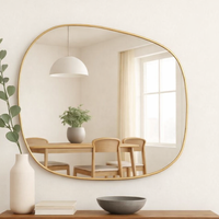 מראה מעוצבת א-סימטרית עם מסגרת זהב דגם 7790