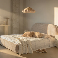 מיטה קלואי קווין סייז בגוון בהיר