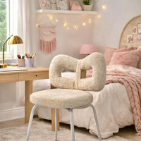 כיסא מעוצב לחדר נערות