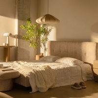 מיטה פיבי קווין סייז בגוון בהיר