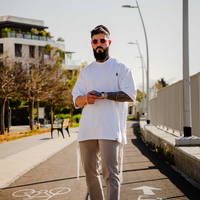 Beresheet2 - חולצת ציצית מהודרת דגם האש שלי בצבע לבן