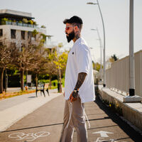 Beresheet2 - חולצת ציצית מהודרת דגם האש שלי בצבע לבן