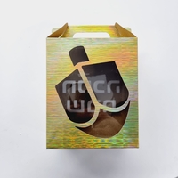 קופסת קרטוןמטאלי זהב+ חלון- 18/15/8 ס