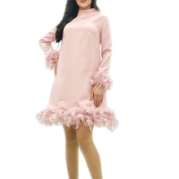 הכי טרדני dress Kayla שילוב נוצות!! ורוד/שחורת/תכלת
