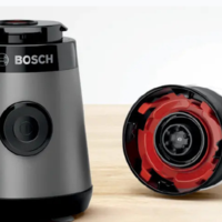 בלנדר קומפקטי 450W בנפח 600 מ''ל בוש BOSCH VitaPower MMB2111S - שנתיים אחריות יבואן רשמי - צבע שחור