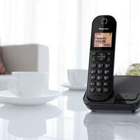 טלפון אלחוטי פנסוניק Panasonic KX-TGC410 - שנתיים אחריות יבואן רשמי - צבע שחור