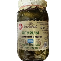 מלפפון בחומץ עם עלי דובדבן