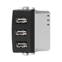 מטען 3 יציאות 5V 3.1A USB שחור מט