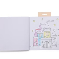 חוברת צביעה ריחנית עם מדבקות נסיכות!