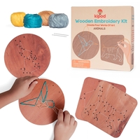 רקמה על עץ! חיות :)