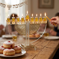UK81739 חנוכיה קריסטל עם פלקטה זהב 22 ס