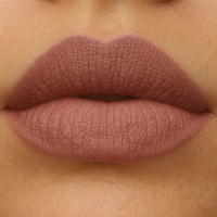 מינרליפ בגוון KISS אודם שבת שהוא גם טינט טבעי (סומק וצללית)