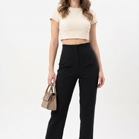 מכנסיים מחויטים שחורים בגזרה ישרה - מותן גבוהה עם תיפורים קדמיים - עיצוב קלאסי ואלגנטי