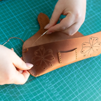 ערכת יצירה בעור, נרתיק למשקפי שמש-  BEAVERCRAFT DIY LEATHER CASE