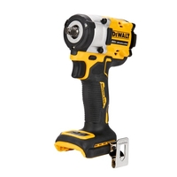 מפתח רטיטה בראשלס 3/8 18/20V דיוולט דגם DEWALT DCF923 (גוף בלבד)