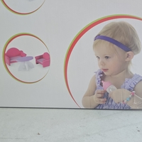 בית בובות מלכותי מעץ