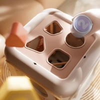 مكعب نشاط الطفل