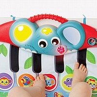 משטח מנגן+אורות ראש פיל Playgro -