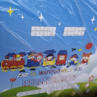שולחן ושתי כיסאות מתקפלים -רכבת
